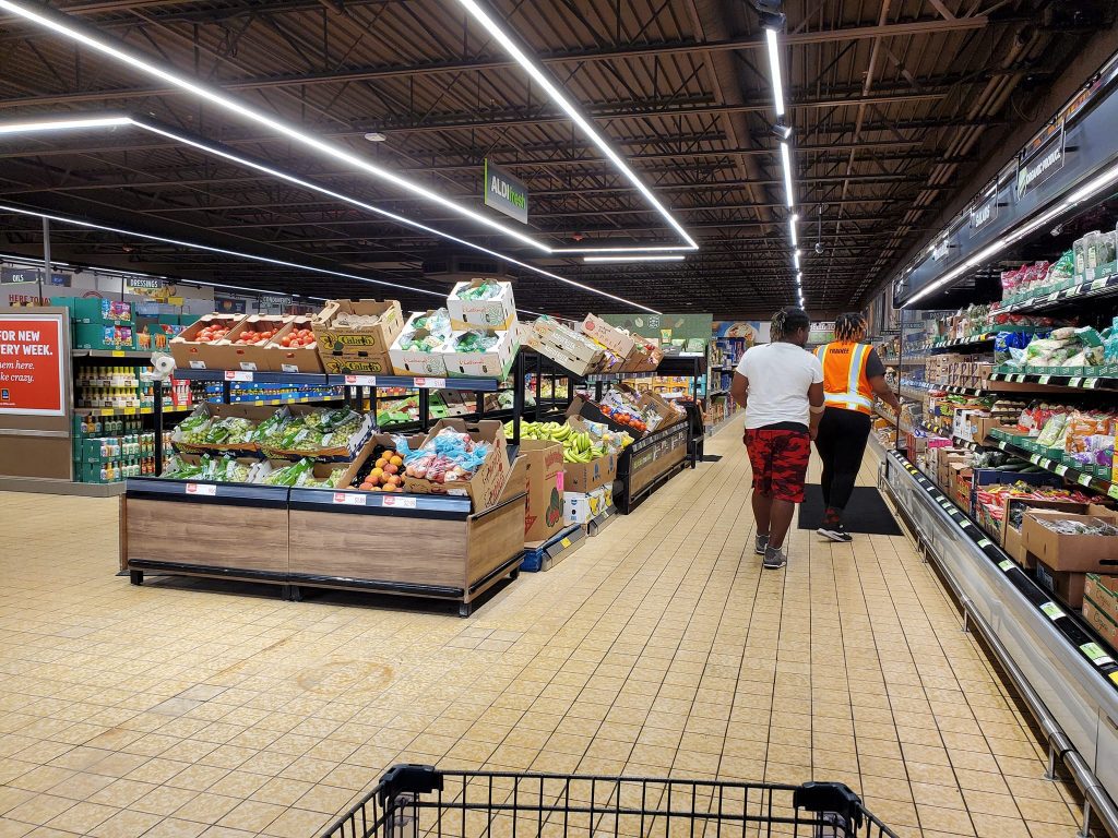 301610763_10223868465611784_1080648676418220324_n